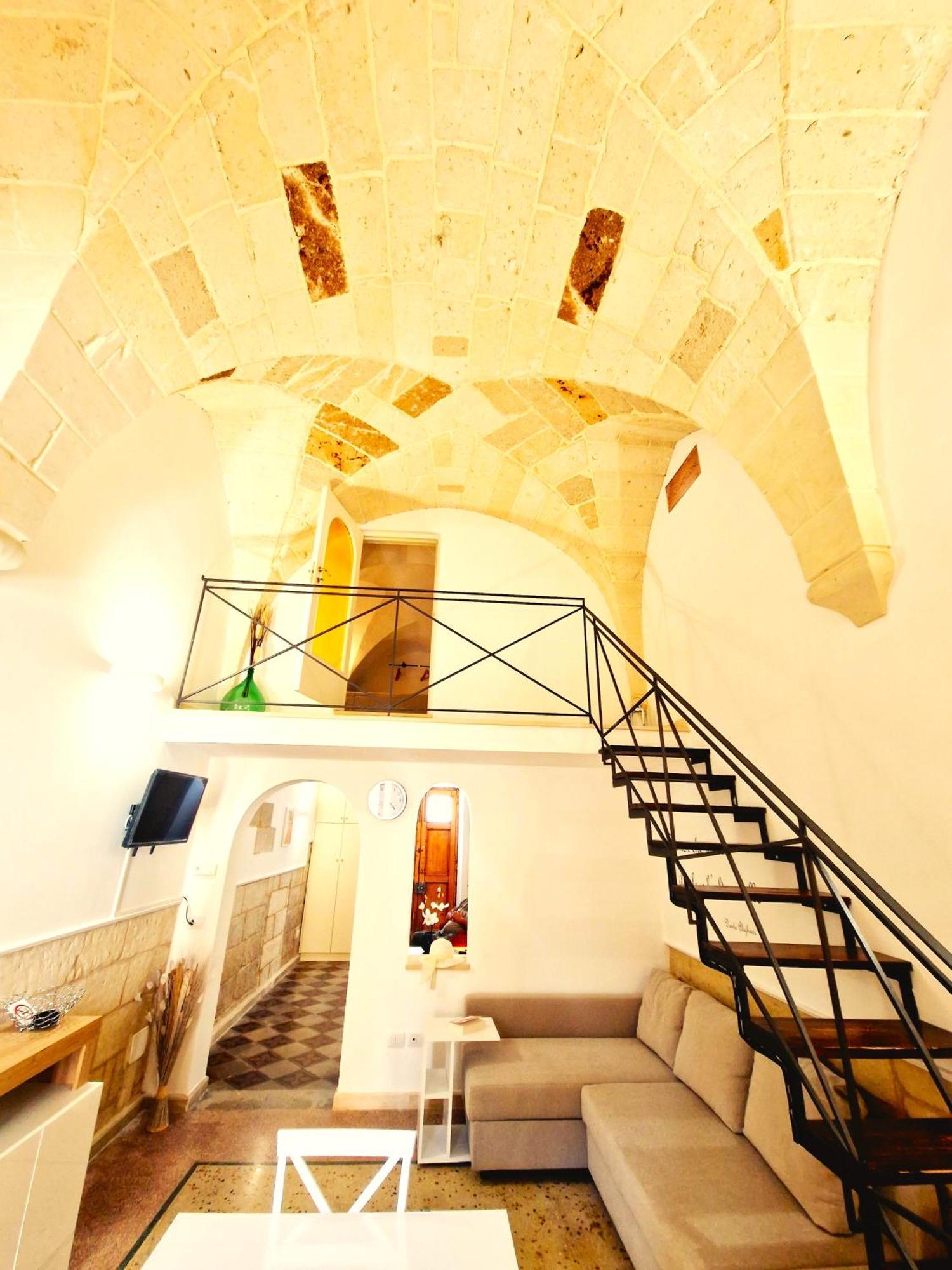 Вилла Casa Dante Deliziosa Casa A Due Passi Dal Centro Лечче Экстерьер фото